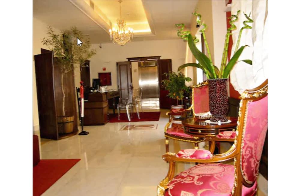 La Chicca Palace Hotel Μιλάτσο Εξωτερικό φωτογραφία