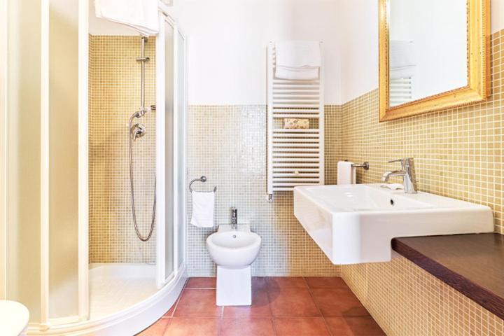 La Chicca Palace Hotel Μιλάτσο Εξωτερικό φωτογραφία